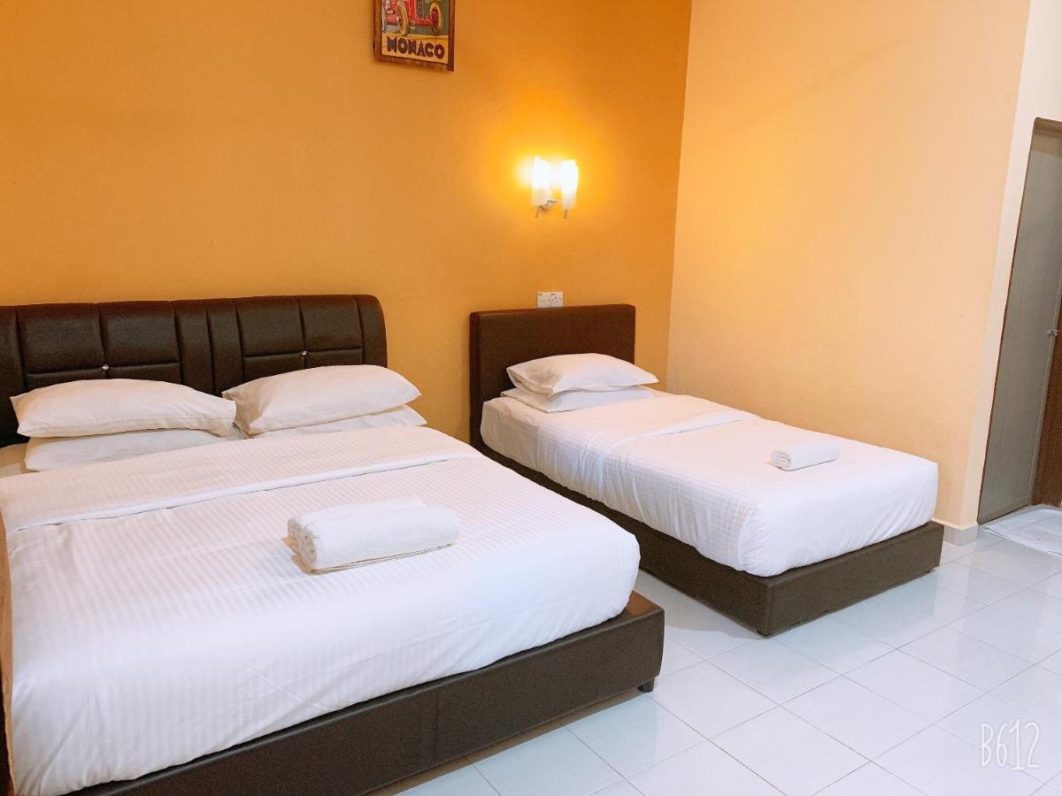 Dhania Cenang Beach Motel Pantai Cenang  Exteriör bild