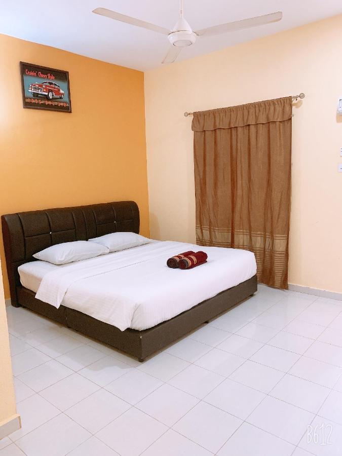 Dhania Cenang Beach Motel Pantai Cenang  Exteriör bild