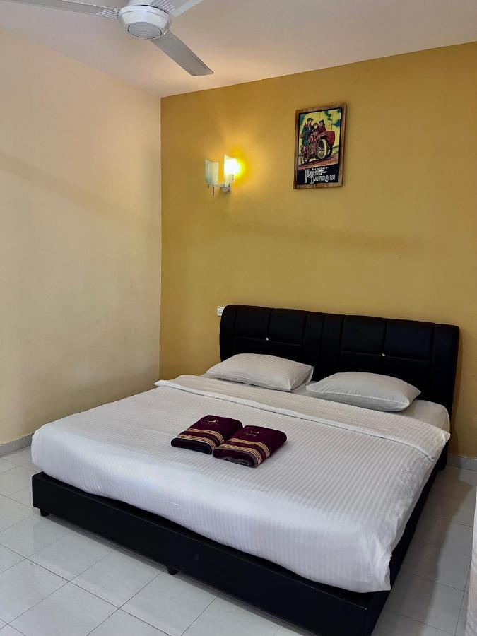 Dhania Cenang Beach Motel Pantai Cenang  Exteriör bild