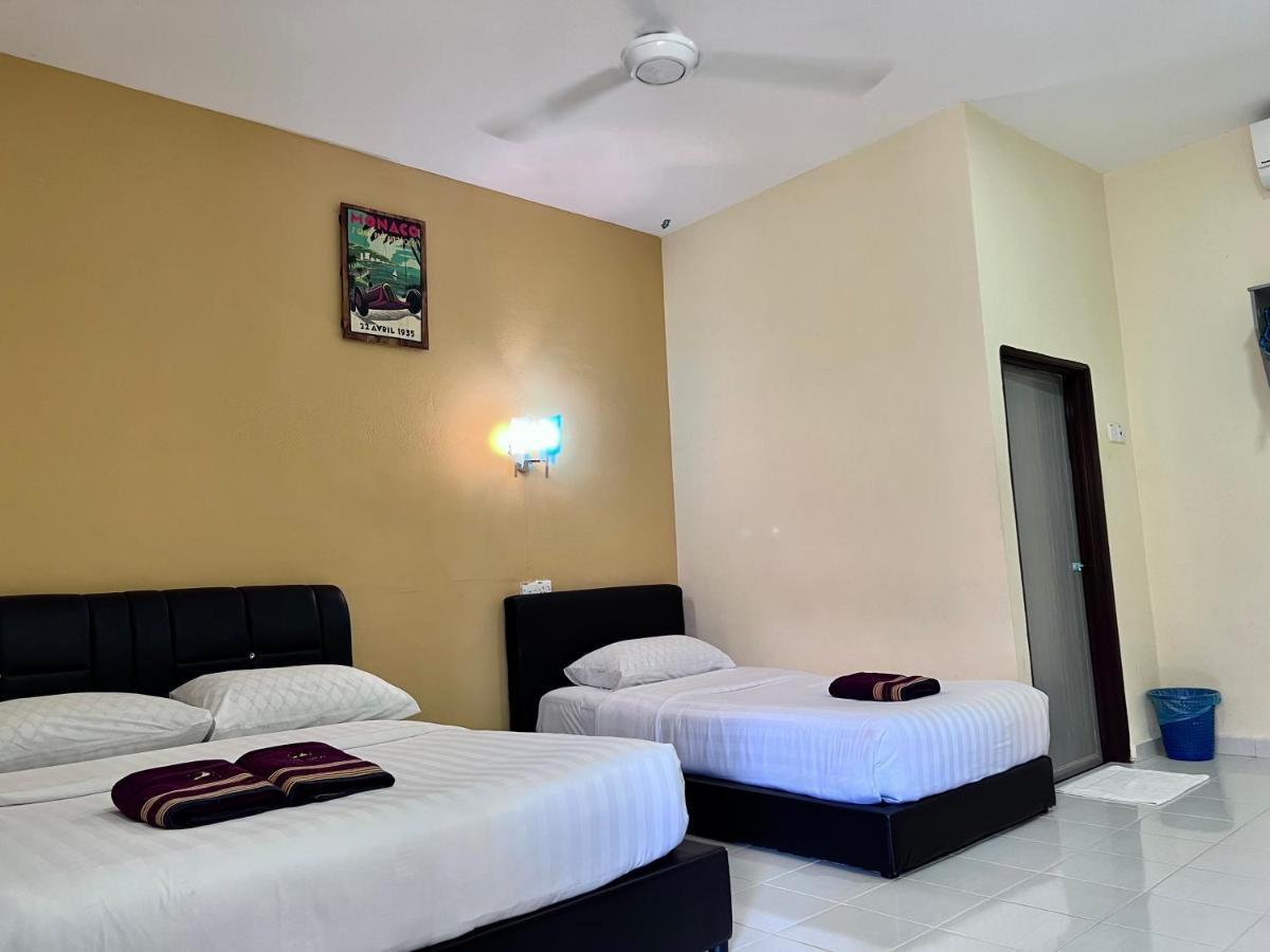 Dhania Cenang Beach Motel Pantai Cenang  Exteriör bild