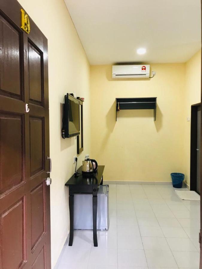 Dhania Cenang Beach Motel Pantai Cenang  Exteriör bild